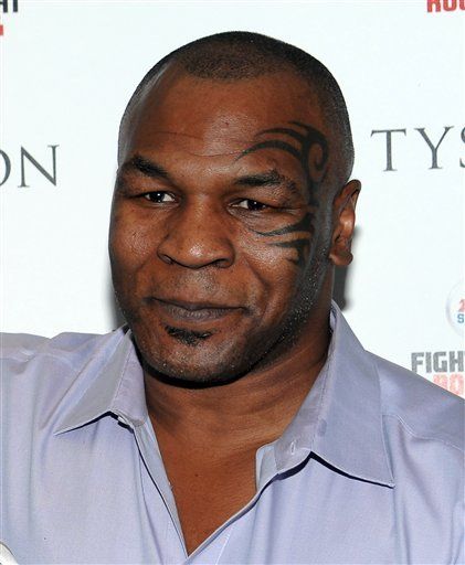 Policí­a: Mike Tyson detenido en Aeropuerto de Los Angeles