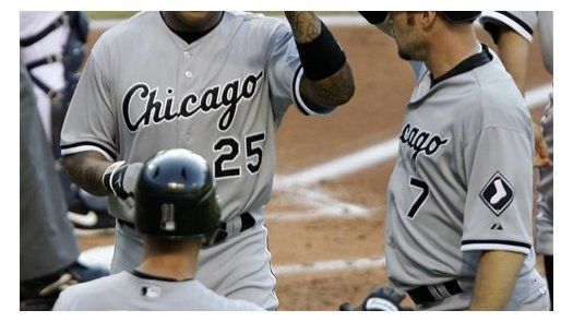 MLB: Medias Blancas 7, Indios 2; Vizquel empata marca de Aparicio