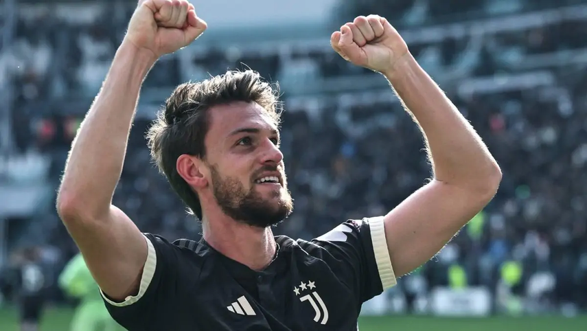 La Juventus venció al Frosinone con gol salvador de Rugani