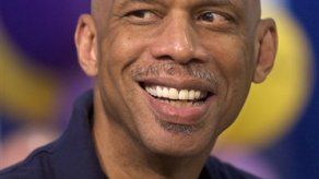 Abdul-Jabbar tiene forma rara de leucemia
