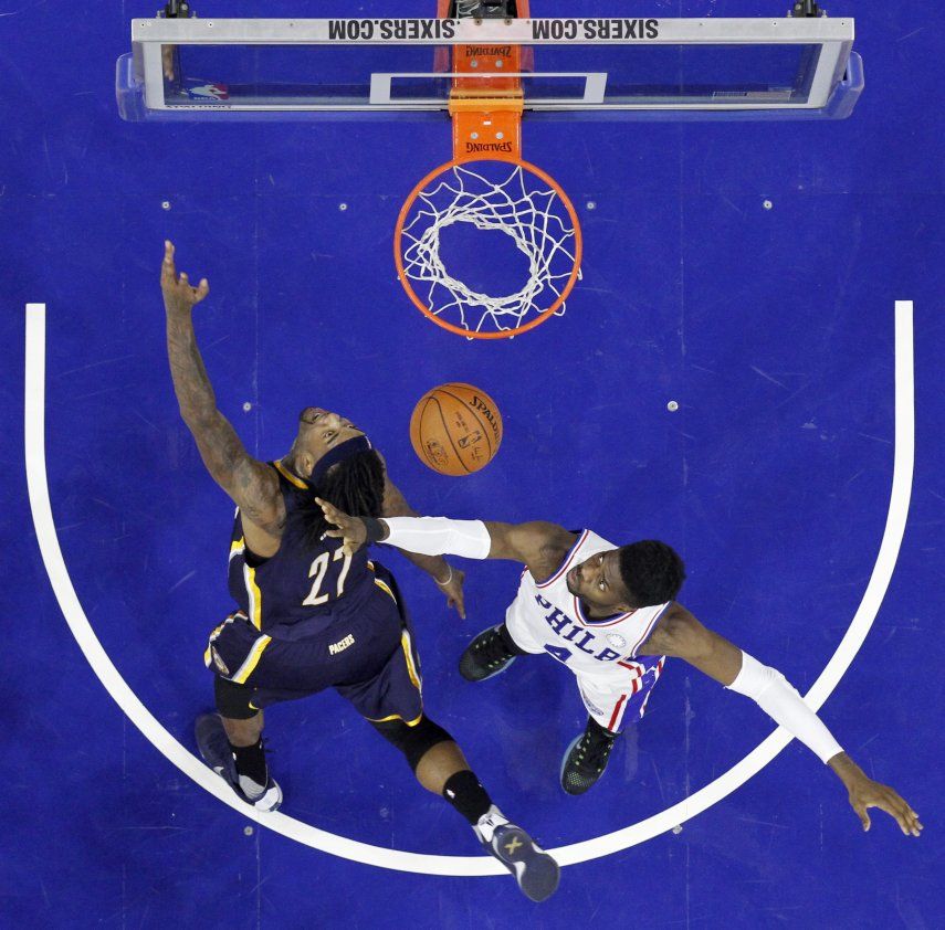 George anota 34 y Pacers endilgan otro revés a 76ers