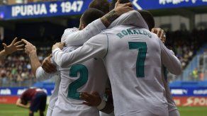 Cristiano suma otro doblete y Madrid gana en Eibar