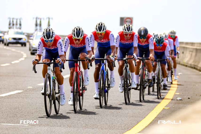 Carlos Samudio y Franklin Archibold lideran selección de ciclismo de Panamá