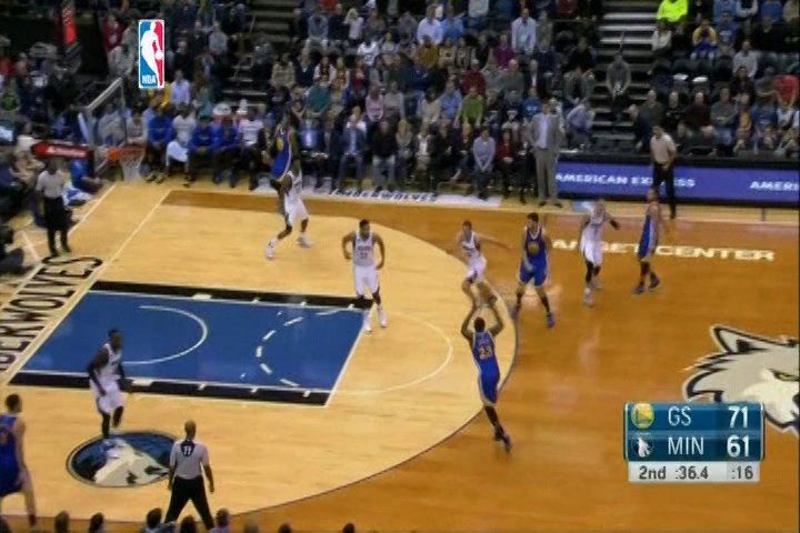 Curry aporta 46 y Warriors tienen foja de 10-0