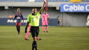 Árbitros panameños pitarán en la Liga CONCACAF