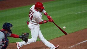 MLB: El panameño Edmundo Sosa vio acción ayer ante Dodgers