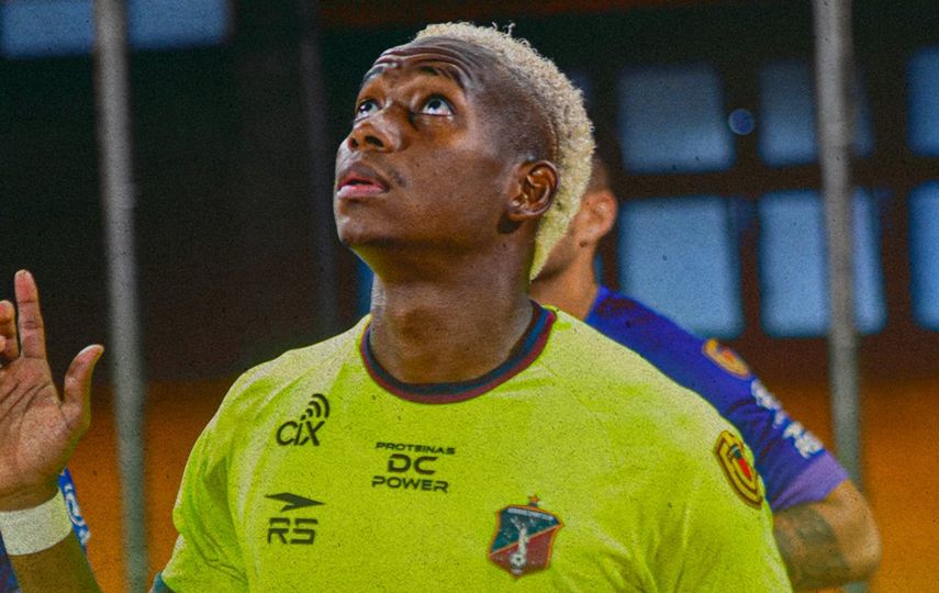 El panameño Tomás Rodríguez estaría en la órbita del fútbol Argentino