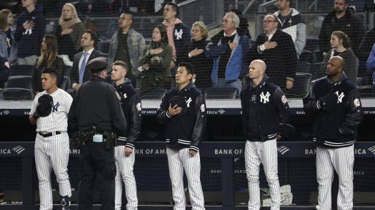 Yankees dejan de sonar canción al investigar racismo