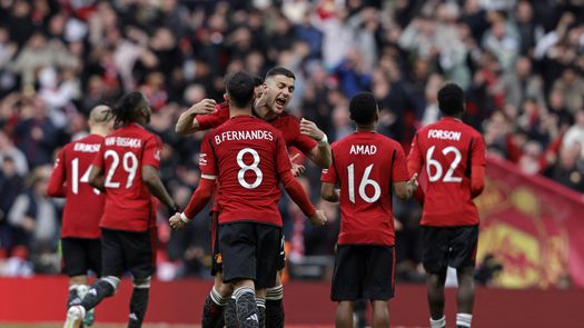 FA Cup: El Manchester United sufre para pasar a la final