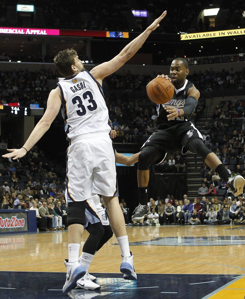 Conley empuja a Grizzlies a triunfo sobre Kings