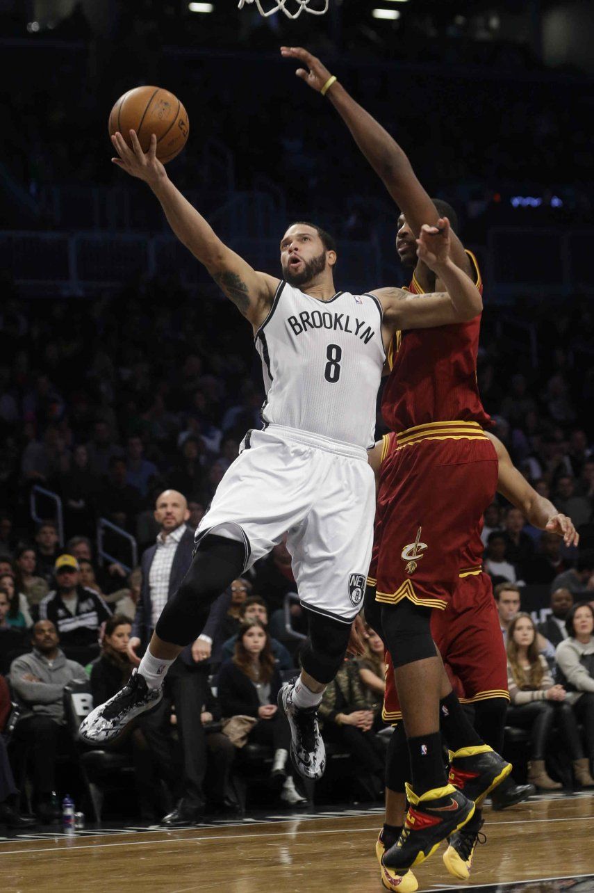 Nets vencen 89-82 a unos Cavaliers sin Irving