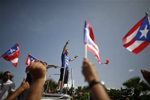 Puerto Rico celebra llegada de Barea, su astro en la NBA