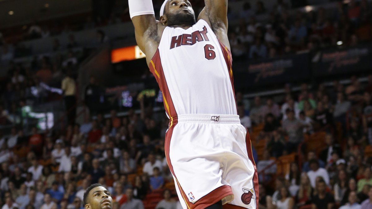 James y Bosh dan triunfo a Heat sobre Blazers