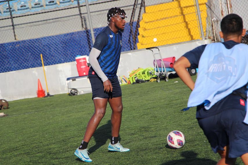 Selección de Panamá: Siento que mis pies puede ser beneficioso para el equipo
