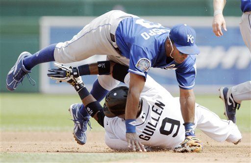 MLB: Reales 3, Tigres 2, 10 innings; falla defensa de Detroit