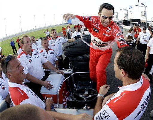 Castroneves arranca primero en 200 millas de Nashville