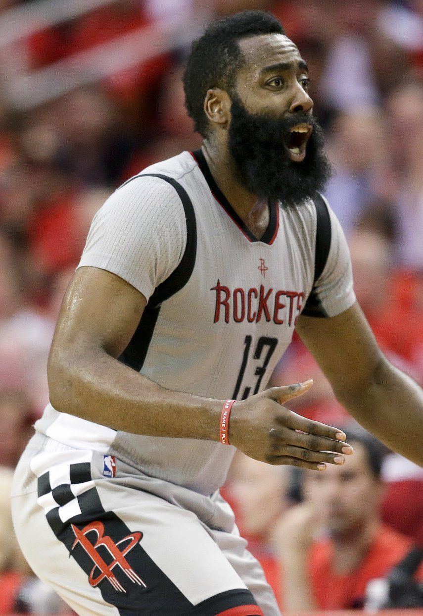 Hijo de Moses Malone demanda a James Harden