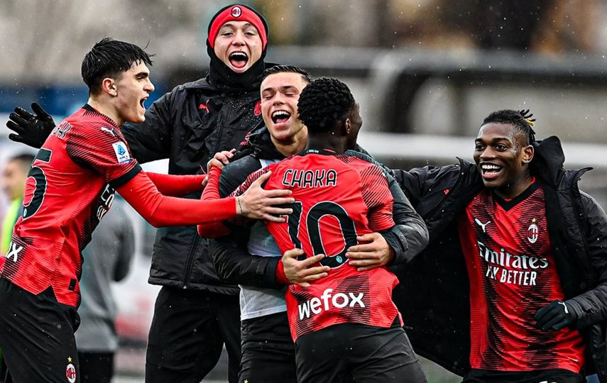 AC Milan gana y se asienta en el pódium de la Serie A
