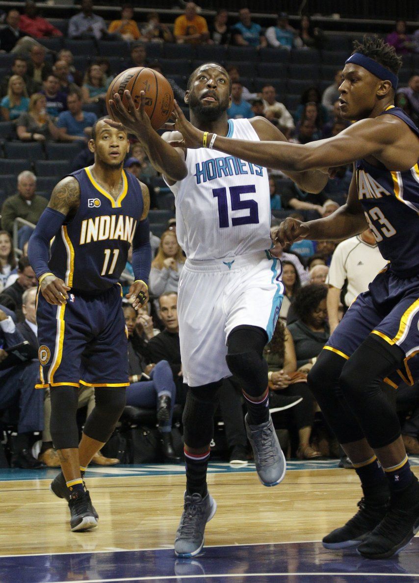 Hornets aplastan 122-100 a Pacers tras arrasar en 1er tiempo