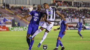 Amargo empate para el Árabe Unido ante Tauro en el Rommel Fernández