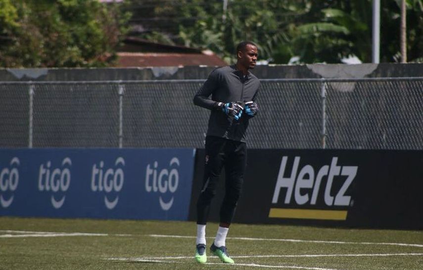Alex Rodríguez regresa a la portería de la Selección de Panamá