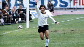 Gerd Müller, el legendario goleador falleció hoy a&nbsp; los 75 años de edad