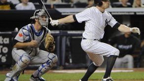 Nova domina y los Yanquis vencen 3-2 a Toronto