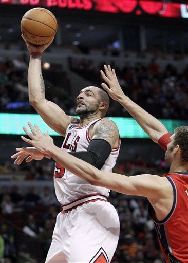 NBA: Bulls 90, Nets 81; doble doble de Boozer