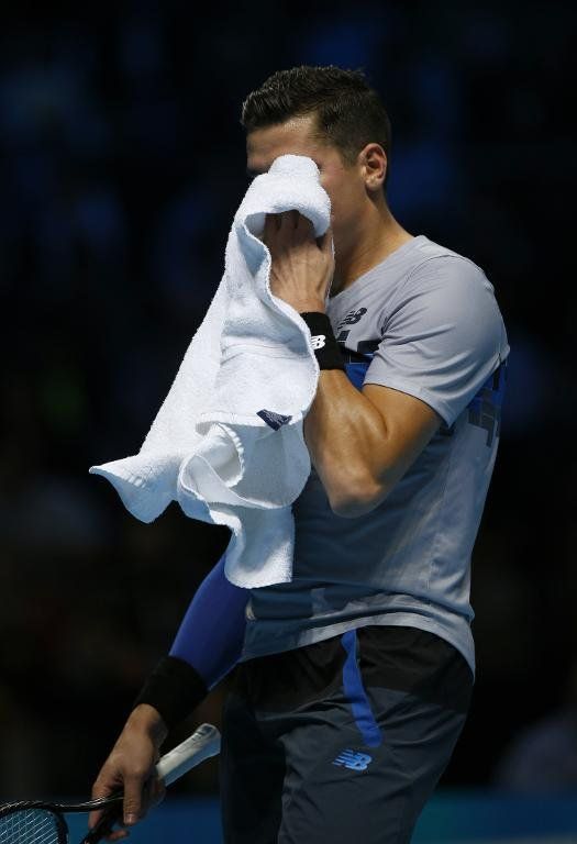 Federer y Murray cerca de semis del Masters tras ganar a Nishikori y Raonic