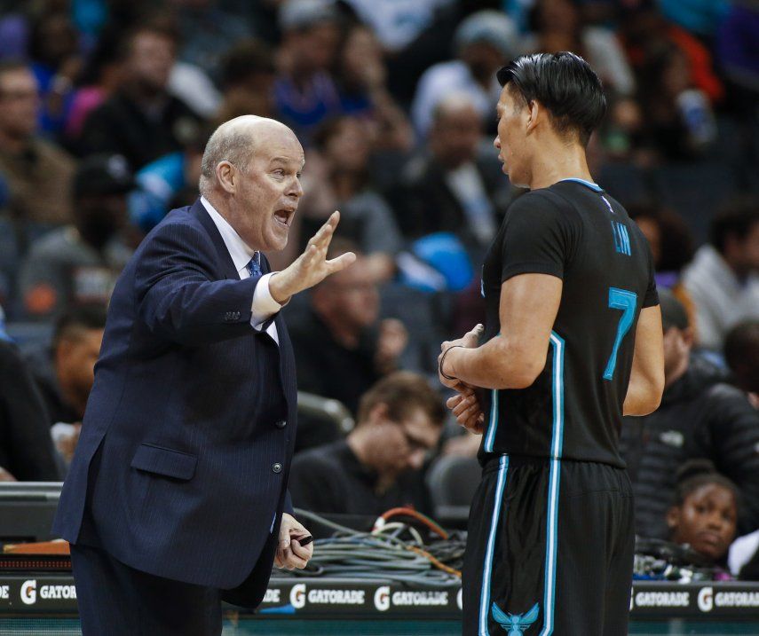 Lin y Walker conducen victoria de Hornets sobre los Knicks