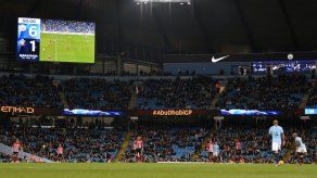 La Premier League se mantiene pese brote de COVID-19