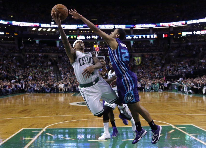 Con gran remontada, Celtics derrotan a Hornets