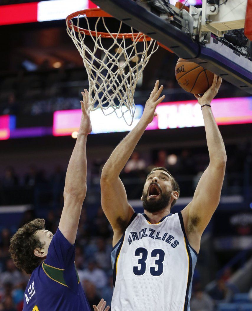 Randolph logra doble doble; Grizzlies derrotan a Pelicans