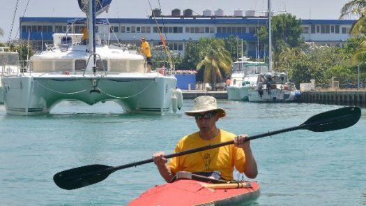 Un estadounidense ciego inicia el primer cruce en kayak desde Cuba a EEUU