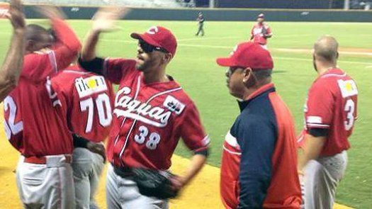 Caguas suma cuarta victoria al vencer a Carolina en extras