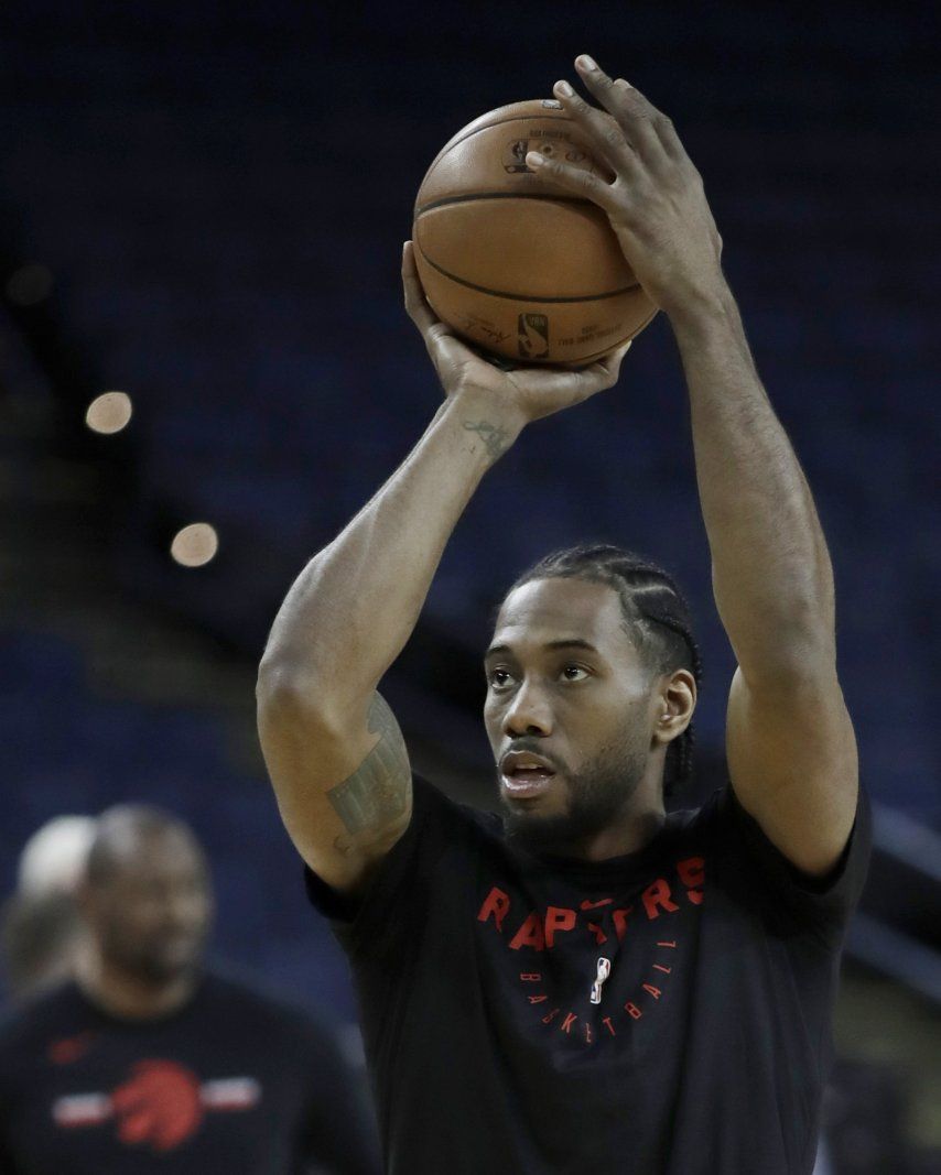 Leonard y Raptors enfrentan 3er juego vital contra Warriors