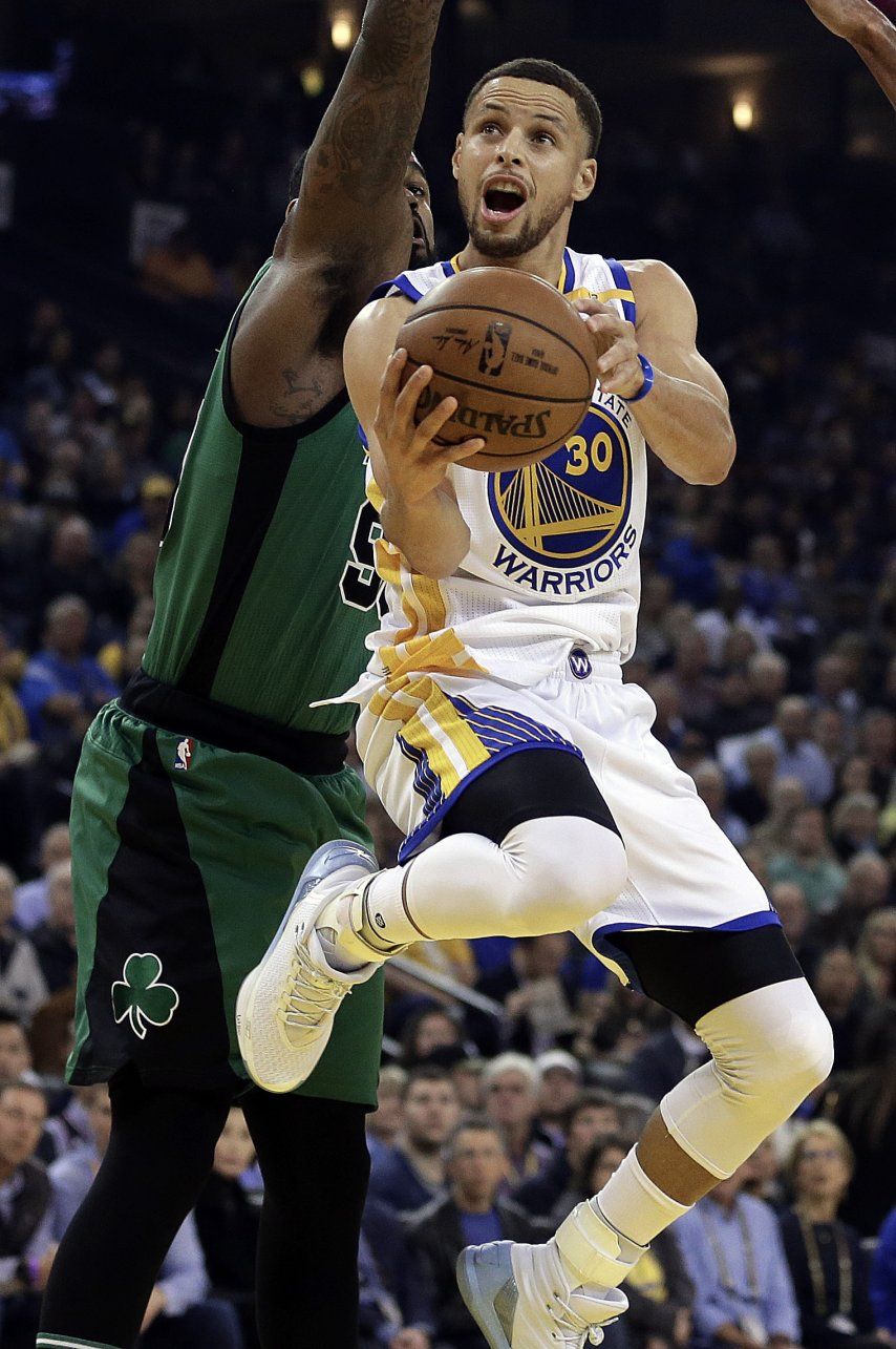 Los Warriors vuelven a perder en casa ante los Celtics