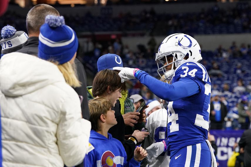 NFL: Suspenden a cuatro jugadores por apuestas