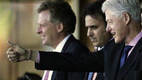 Mundial: Bill Clinton apoya a EEUU en Sudáfrica