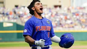 La nueva estrella bidireccional Jac Caglianone sigue brillando en Florida Gators