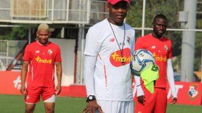 Julio Dely seguirá hasta los Juegos Panamericanos