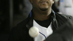 Pedro Martí­nez abrirí­a el juego del martes para los Mets