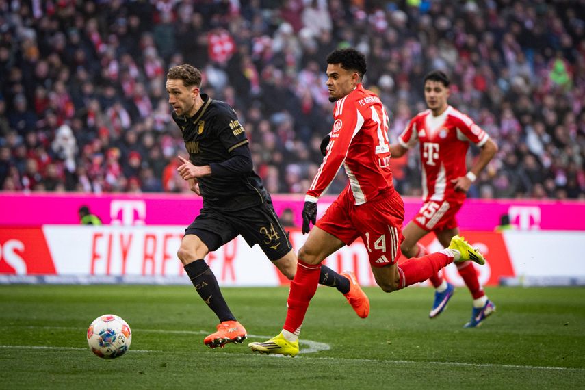 Bayern Múnich pierde el invicto ante el Augsburgo en la Bundesliga