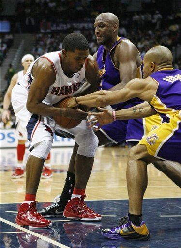 NBA: Hawks 109, Lakers 92; Atlanta, 9no triunfo en casa