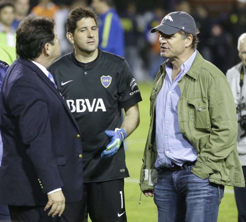 Burzaco admite nexo con gobierno argentino, acusa a Leoz