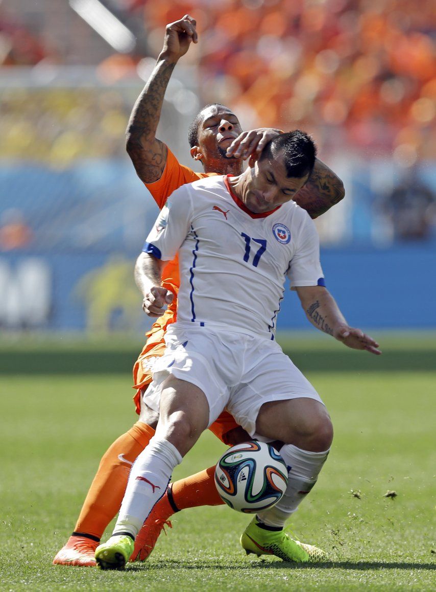 Gary Medel sale de titular en Chile ante Brasil