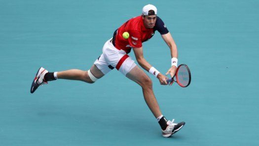 Isner se mete en la final del Masters 1000 de Miami al vencer a Auger-Aliassime