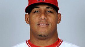 Yunel Escobar pasa de Washington a los Angelinos