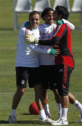 Mundial: ídolo mexicano Blanco listo para otro mundial