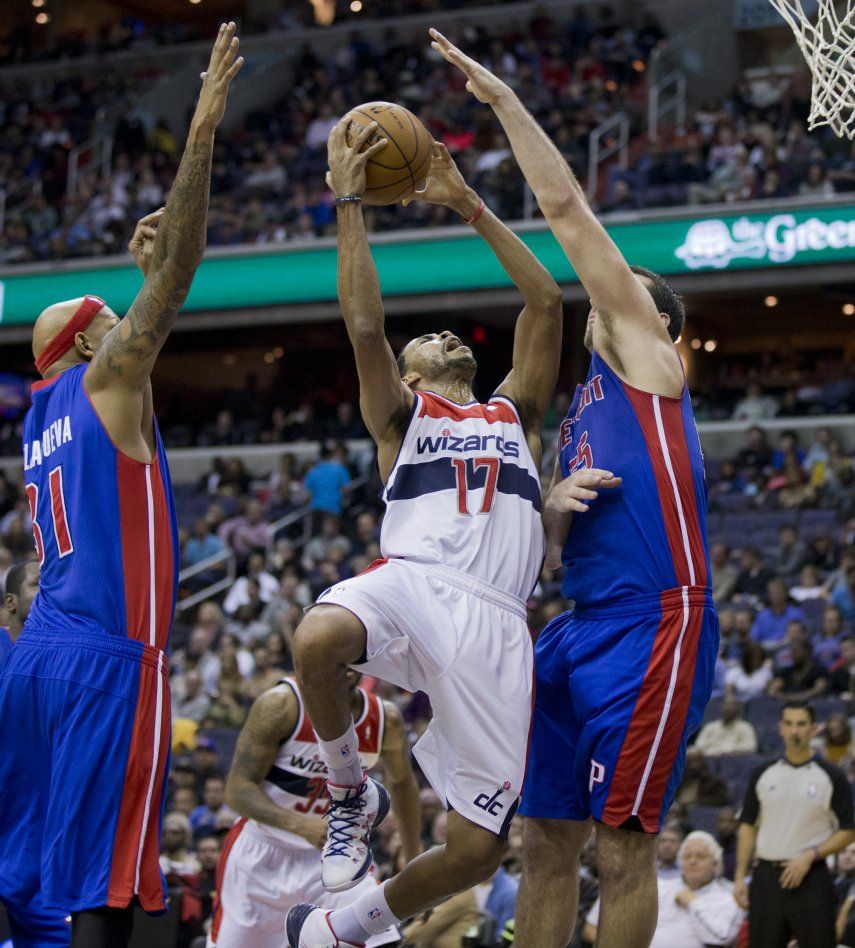 Wizards aplastan a Pistons por 106-82